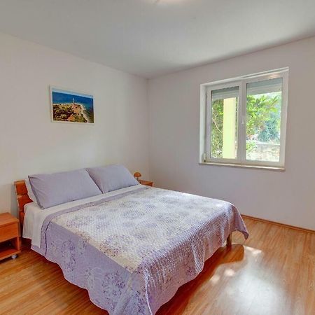 Apartments Savar - Ilo Brbinj ภายนอก รูปภาพ