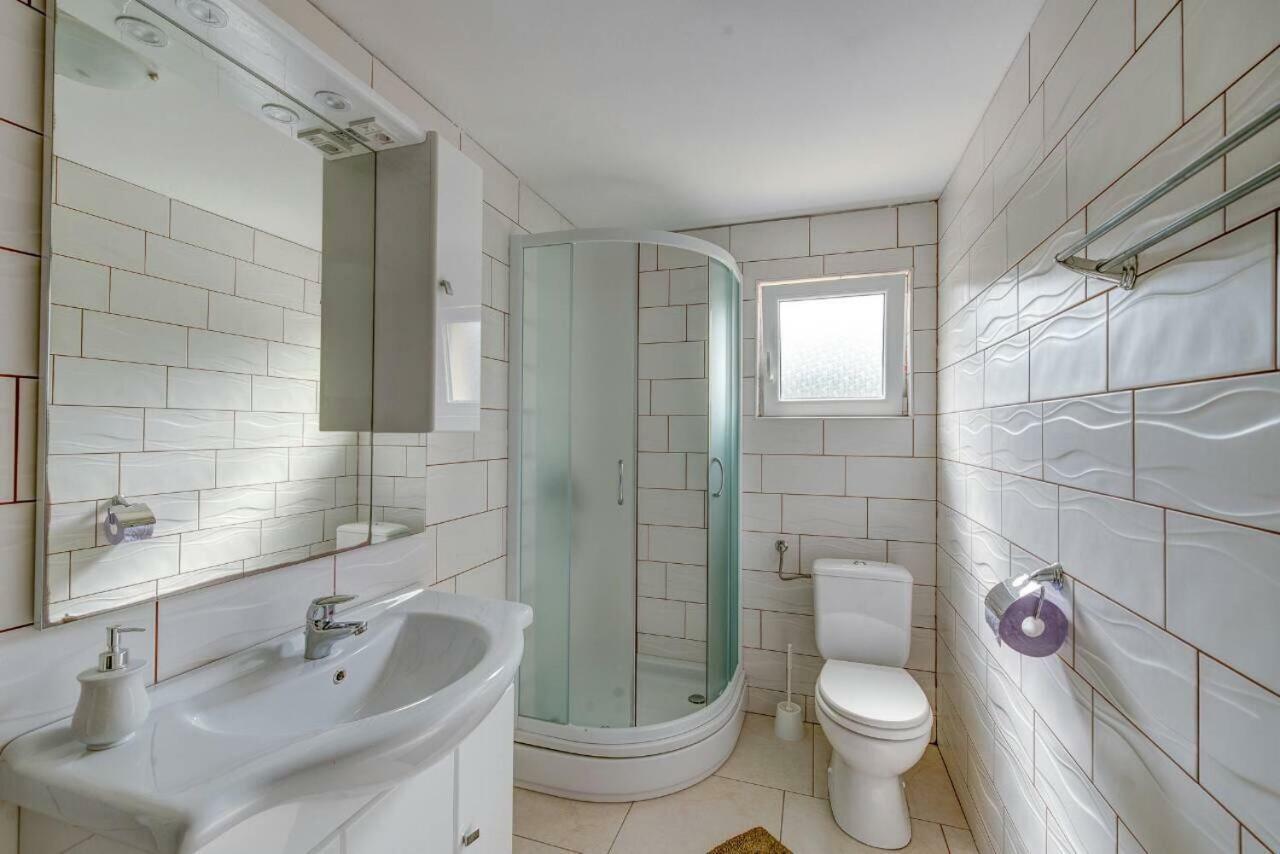 Apartments Savar - Ilo Brbinj ภายนอก รูปภาพ