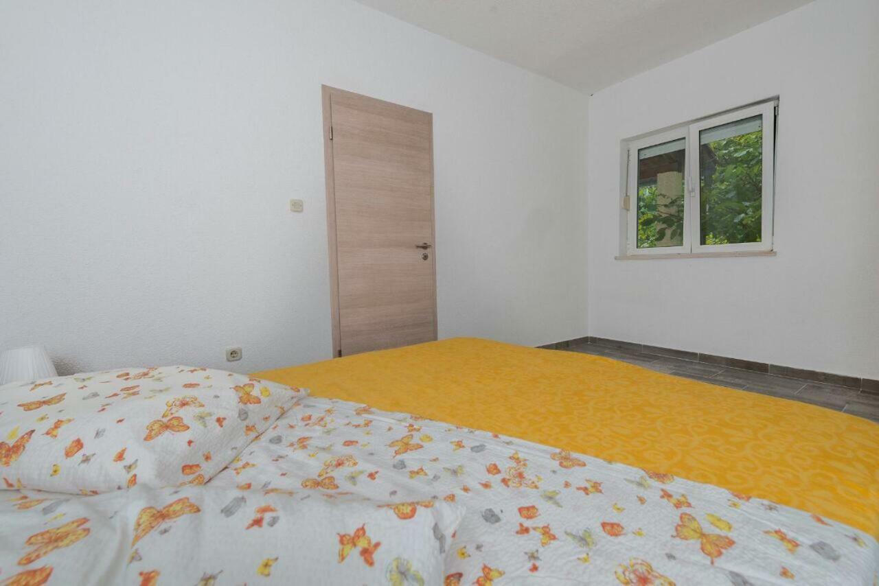 Apartments Savar - Ilo Brbinj ภายนอก รูปภาพ