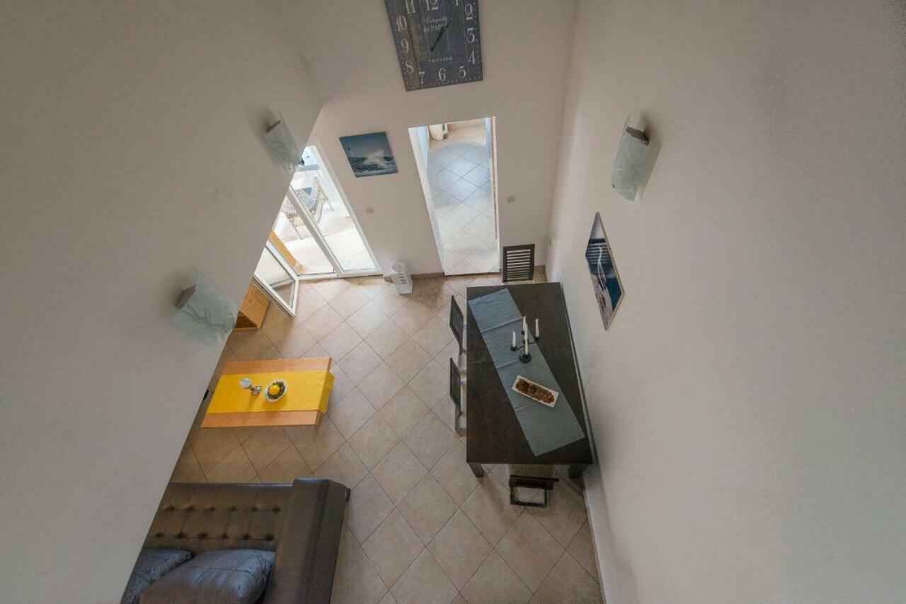 Apartments Savar - Ilo Brbinj ภายนอก รูปภาพ